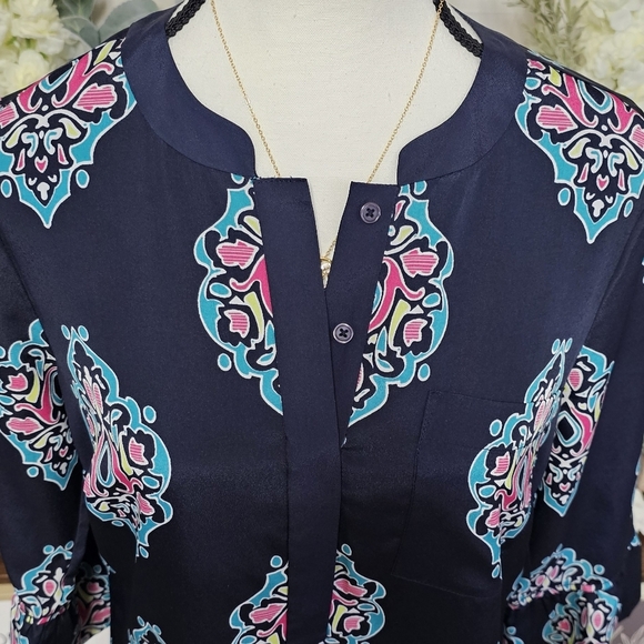 CROWN & IVY | NAVY MEDALLION FLUTTER SLEEVE SHEATH DRESS - Picture 6 of 16